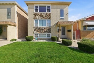 Building Photo - 4510 W 55th St