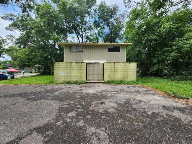 Building Photo - 713 SW 69th St
