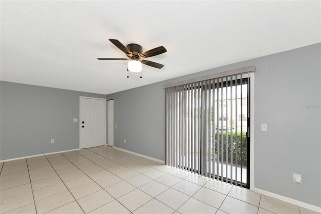 Photo - 5026 Water Oak Dr Apartment