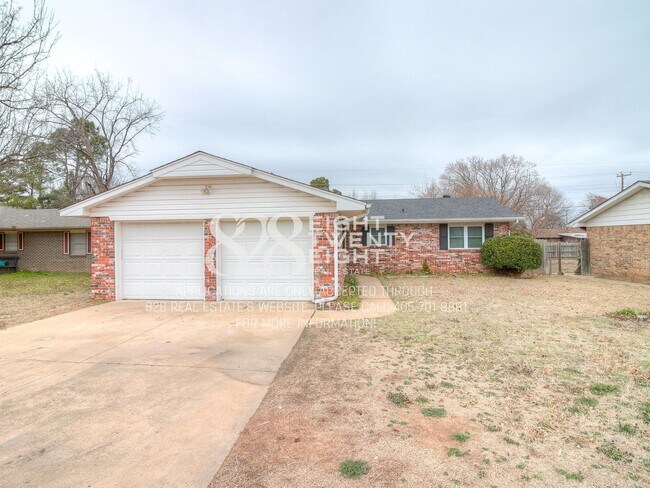 Foto del edificio - *COMING MAY 2026* Charming 3 Bed/1.5 Bath Single Family Home in West Norman
