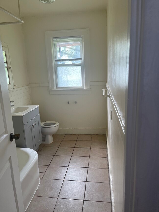 Building Photo - 2903 Glendale St