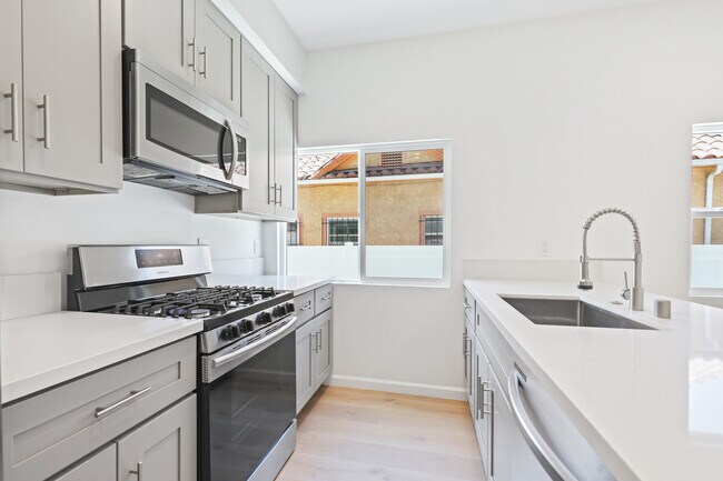 Foto del edificio - 5234 W 20th St