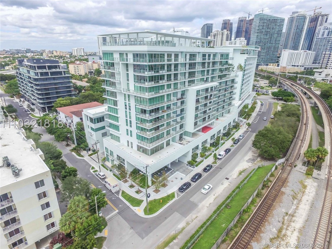 Foto principal - 1600 SW 1st Ave