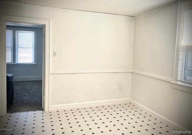 Building Photo - 5257 Cecil Ave