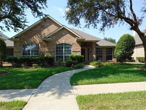 Building Photo - 2417 Clear Field Dr