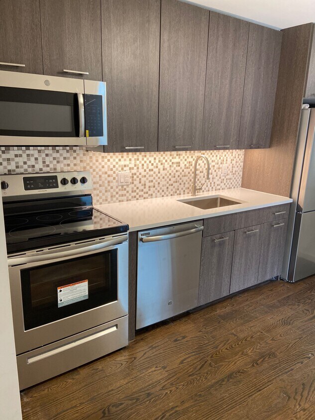 Foto principal - 539 9th Ave