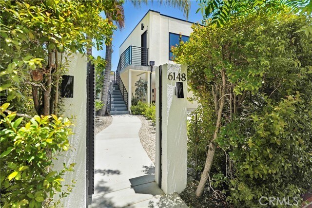 Foto del edificio - 6148 Lederer Ave