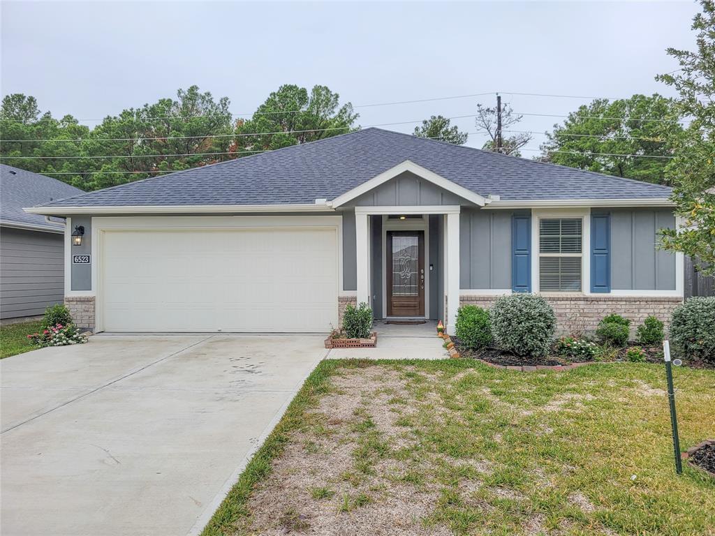 Foto principal - 6523 Fiddlewood Thicket Ln