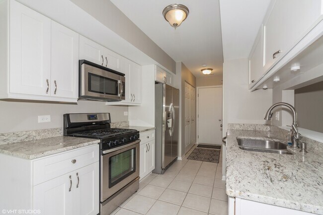 Foto del edificio - 627 Beaver Ct