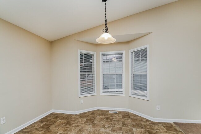 Foto del edificio - 312 Gun Range Rd