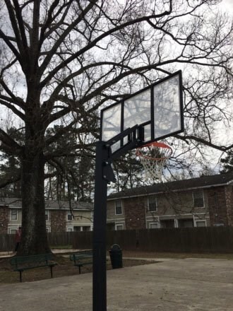 Foto del edificio - 18609 Greenwell Springs Rd