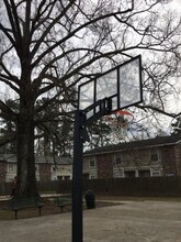 Building Photo - 18609 Greenwell Springs Rd