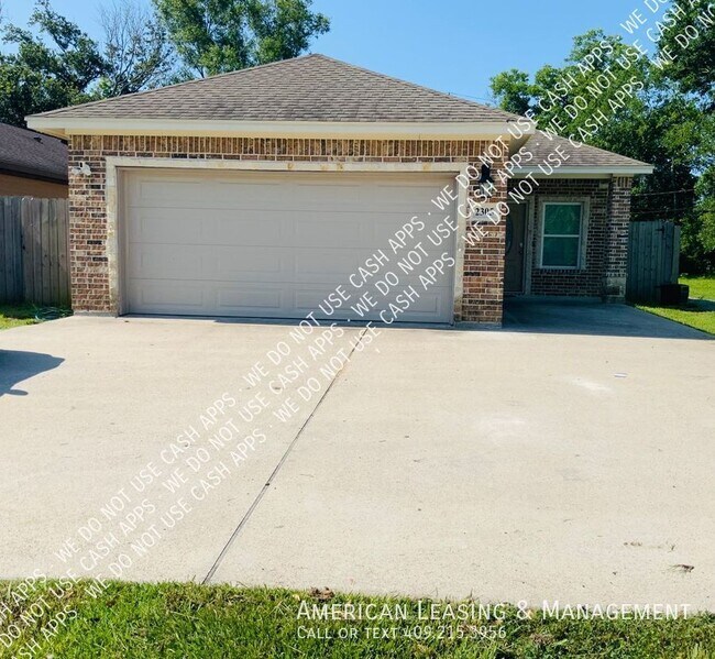 Building Photo - Beautiful Newer Construction, 3 bedroom-2 ...