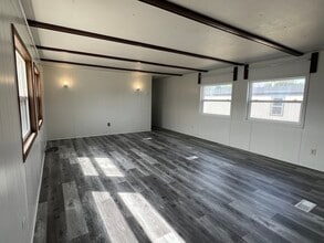 Building Photo - 109 Silsbee Ave