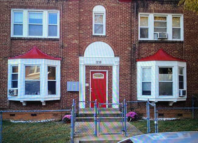 Foto del edificio - 1218 Staples St NE