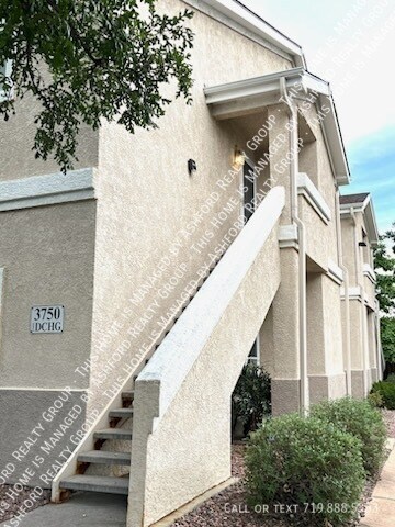 Building Photo - 3750 Strawberry Field Grv