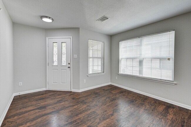 Foto del edificio - 13310 Remme Ridge Ln