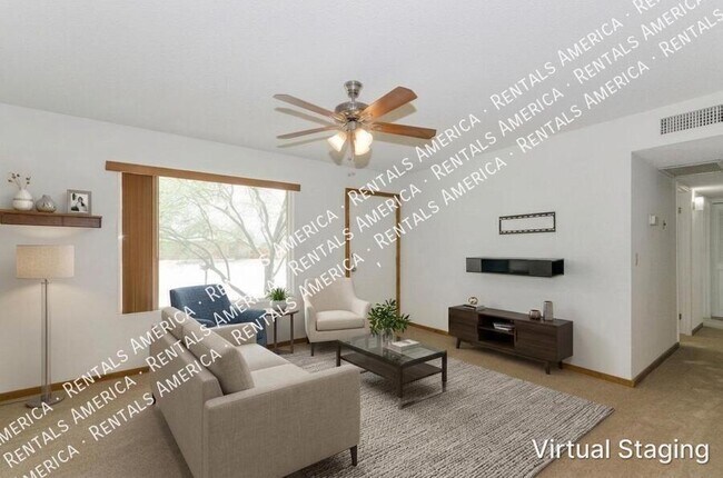 Foto del edificio - 7868 N Soledad Ave