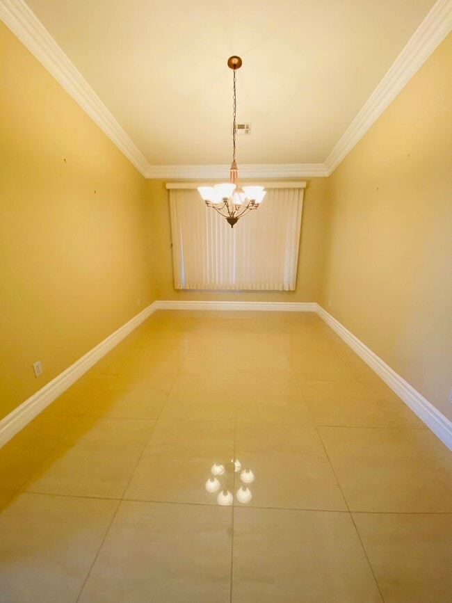 Building Photo - 7390 Gold Rush Ct