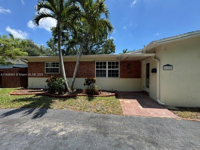 Foto del edificio - 5122 SW 92nd Terrace