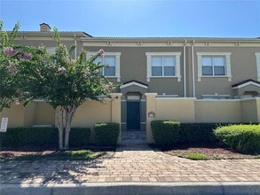 Building Photo - 2562 Bella Vista Dr