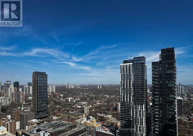 Building Photo - 100 Dalhousie St