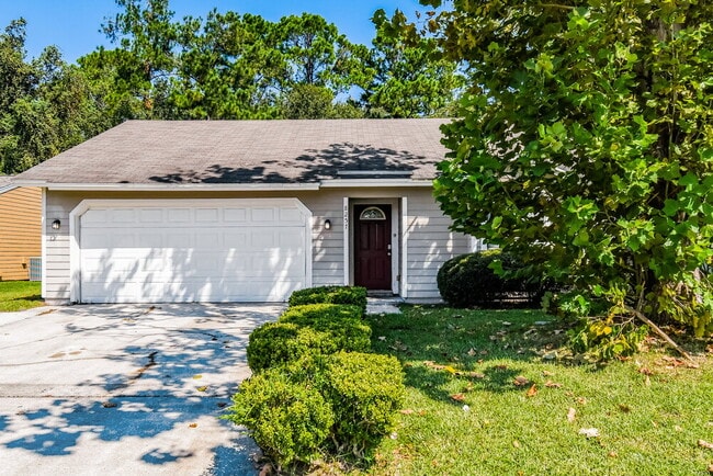 Building Photo - 8257 Knotts Landing Dr N