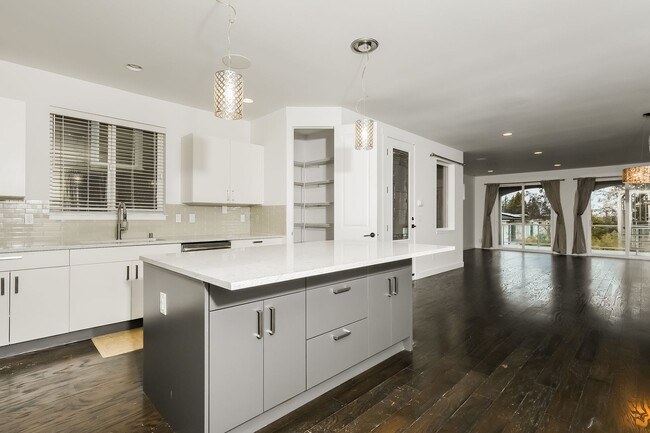 Foto del edificio - 7717 S 115th Pl