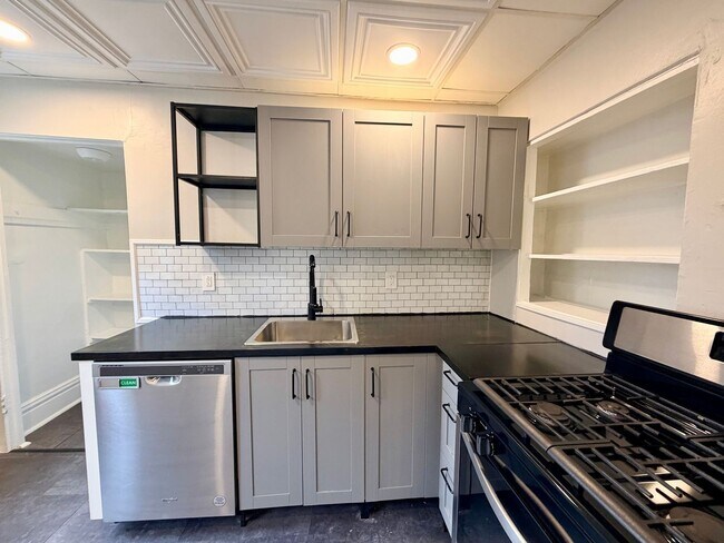 Foto del edificio - 1644 Westmont Ave