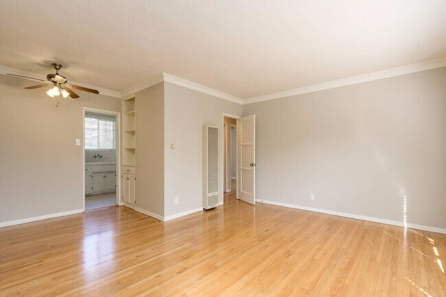 Foto del edificio - Walking distance to UCLA!