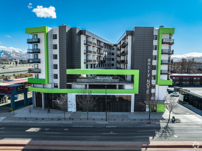 Building Entrance - Entry Note