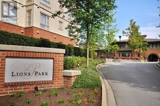 Building Photo - 5117-5117 Garden City Rd