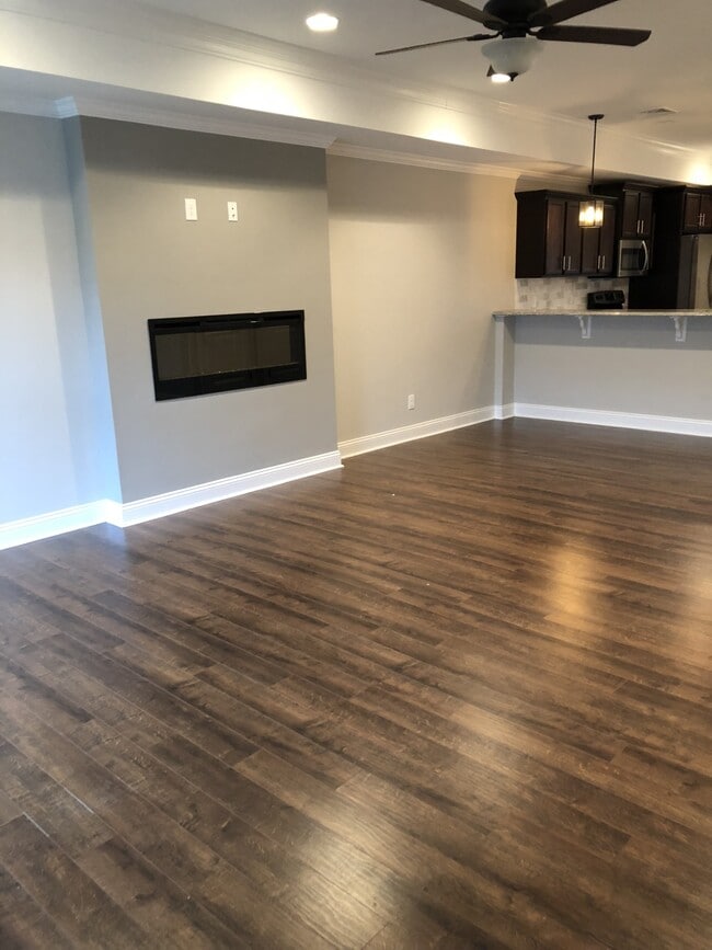 Building Photo - 159 Mallard Ln