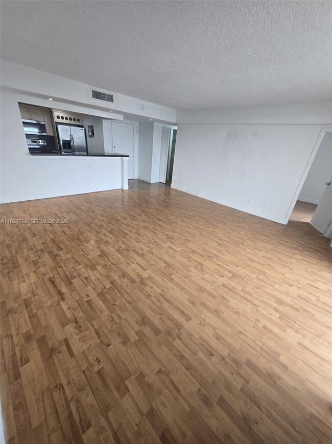 Building Photo - 13499 Biscayne Blvd