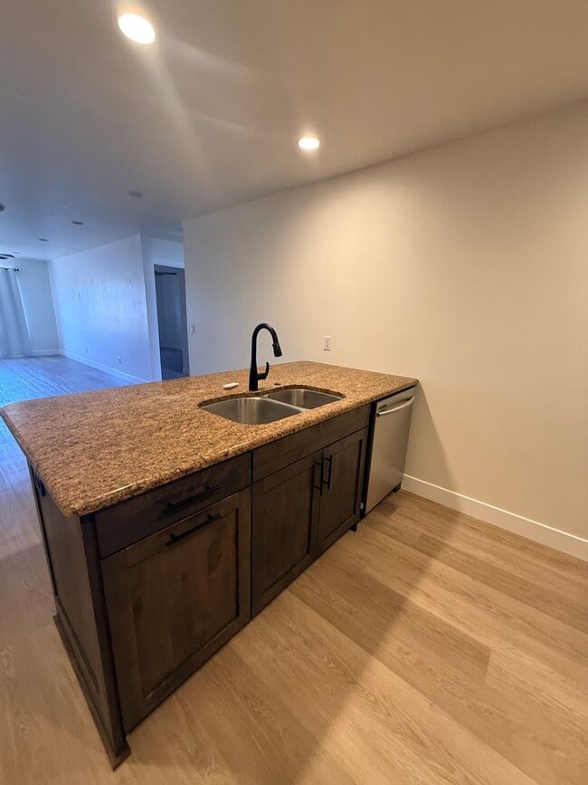 Foto del edificio - 507 N 3650 W