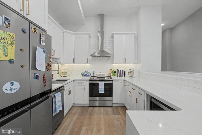 Foto del edificio - 120 N 3rd St