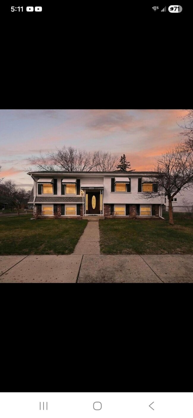 Building Photo - 9187 Sheldon Rd