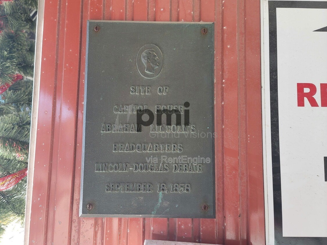 Foto del edificio - 601 Monroe Ave