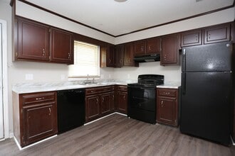 Building Photo - 203a Courtney Way