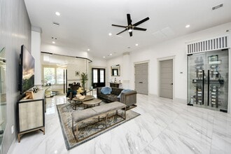 Building Photo - 3520 Beauchamp St