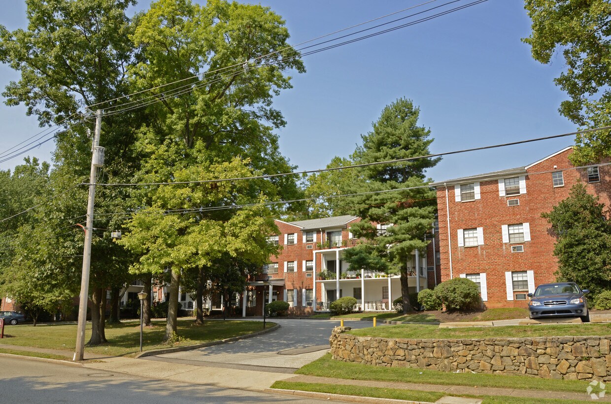 Aberwyck Apartments in Wayne, PA
