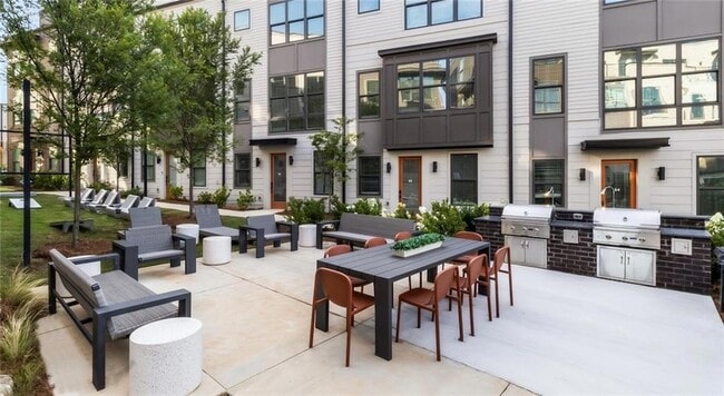 Photo - 277 Clifton St SE Townhome