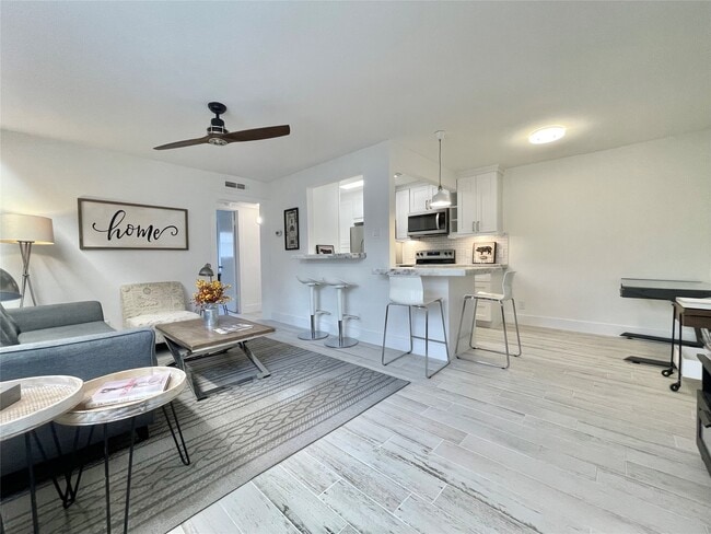 Foto del edificio - 1855 Portsmouth St