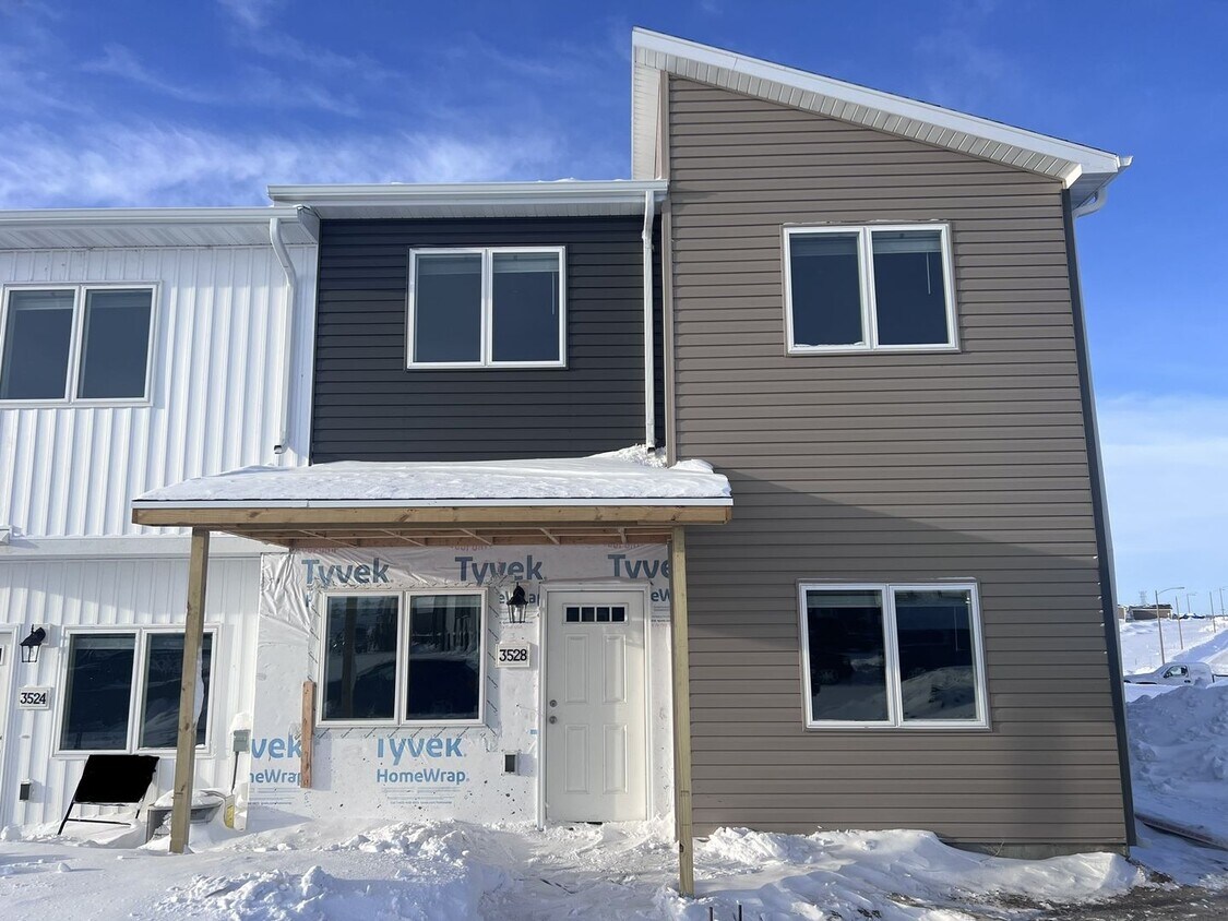 3500 French St, Bismarck, ND 58503 House Rental in Bismarck, ND