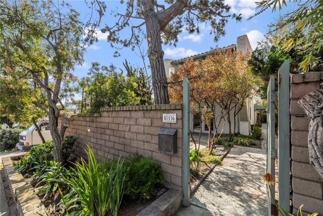 Foto del edificio - 516 Rosecrans Ave