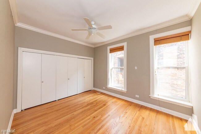 Foto del edificio - 3 br, 2 bath Condo - 1427 N Dearborn St