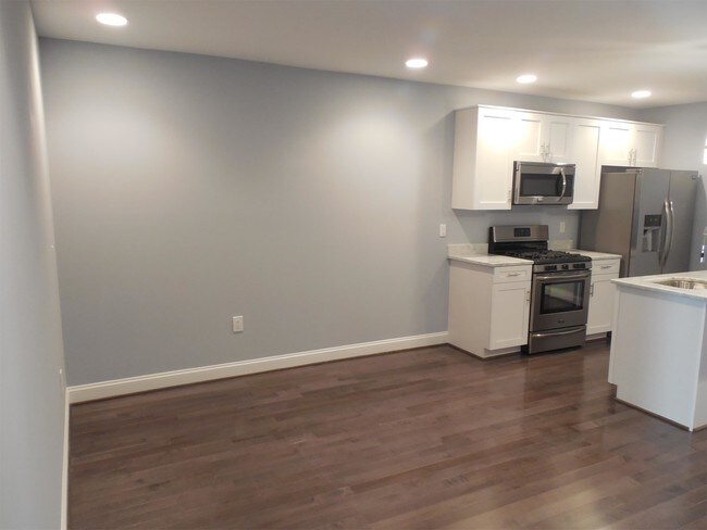 Foto del edificio - 710 Shepherd Rd NW
