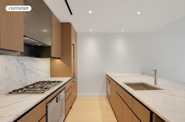 Foto del edificio - 555 W 22nd St