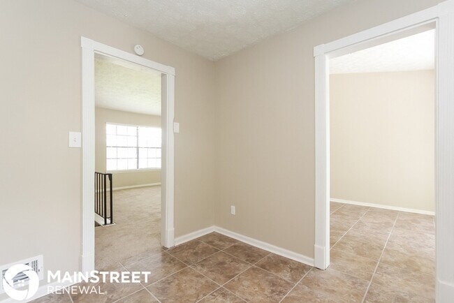 Foto del edificio - 7335 Buck Creek Dr