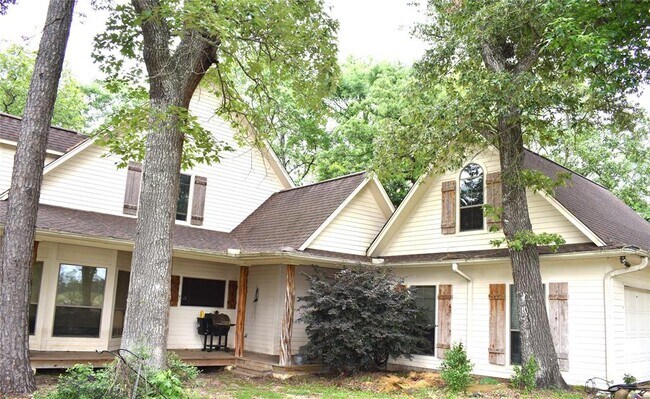 Building Photo - 12168 Clint Parker Rd